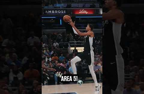 Area 51 back at it! 👽🏰 #Spurs #NBA #victorwembanyama #stephoncastle